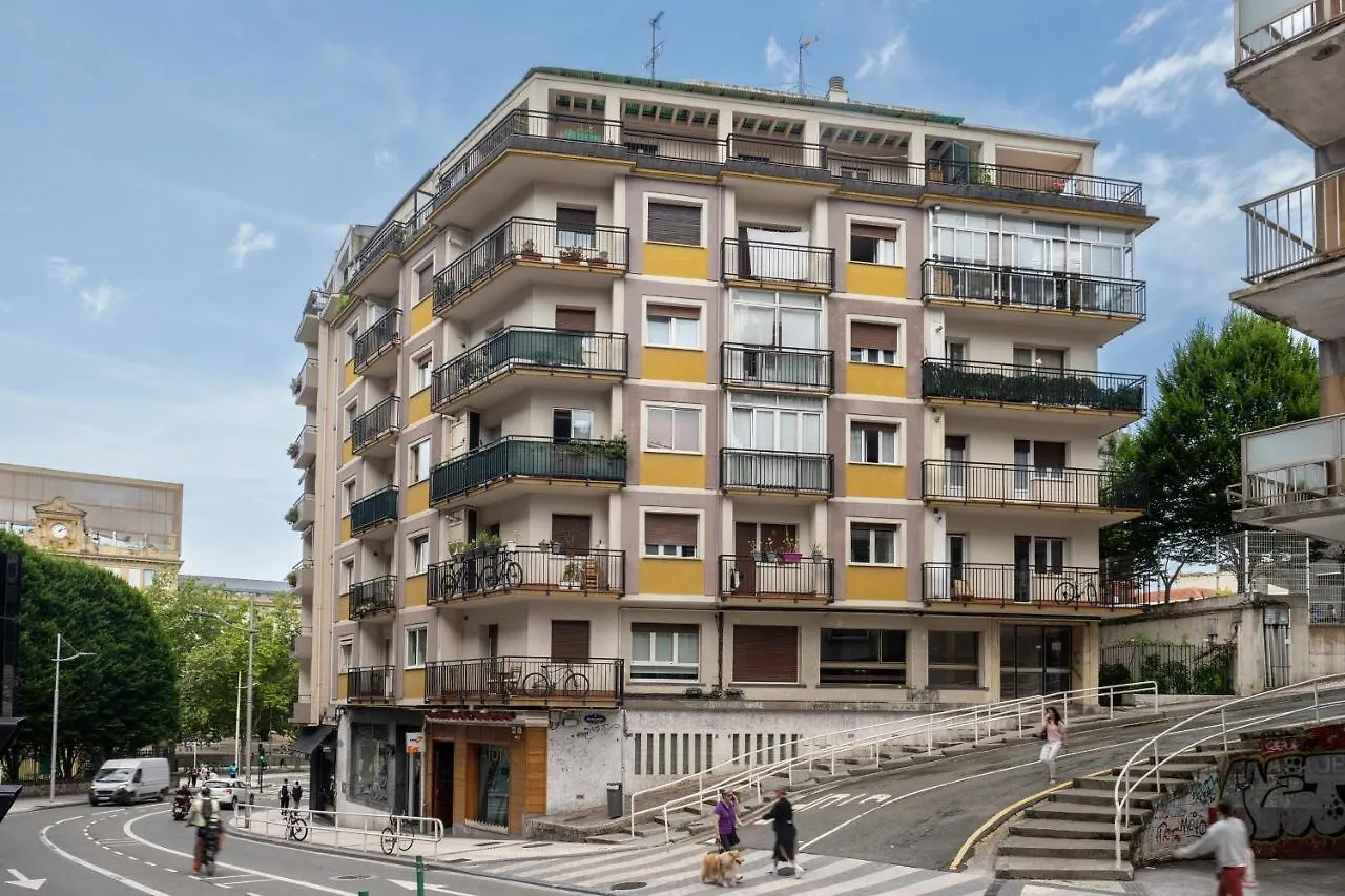Aldapa By People Rentals San Sebastian 0*,  Spain